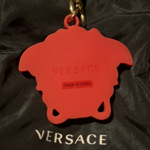Versace Red Medusa Keychain & Dust Bag NEW Without Tags - Picture 3 of 4